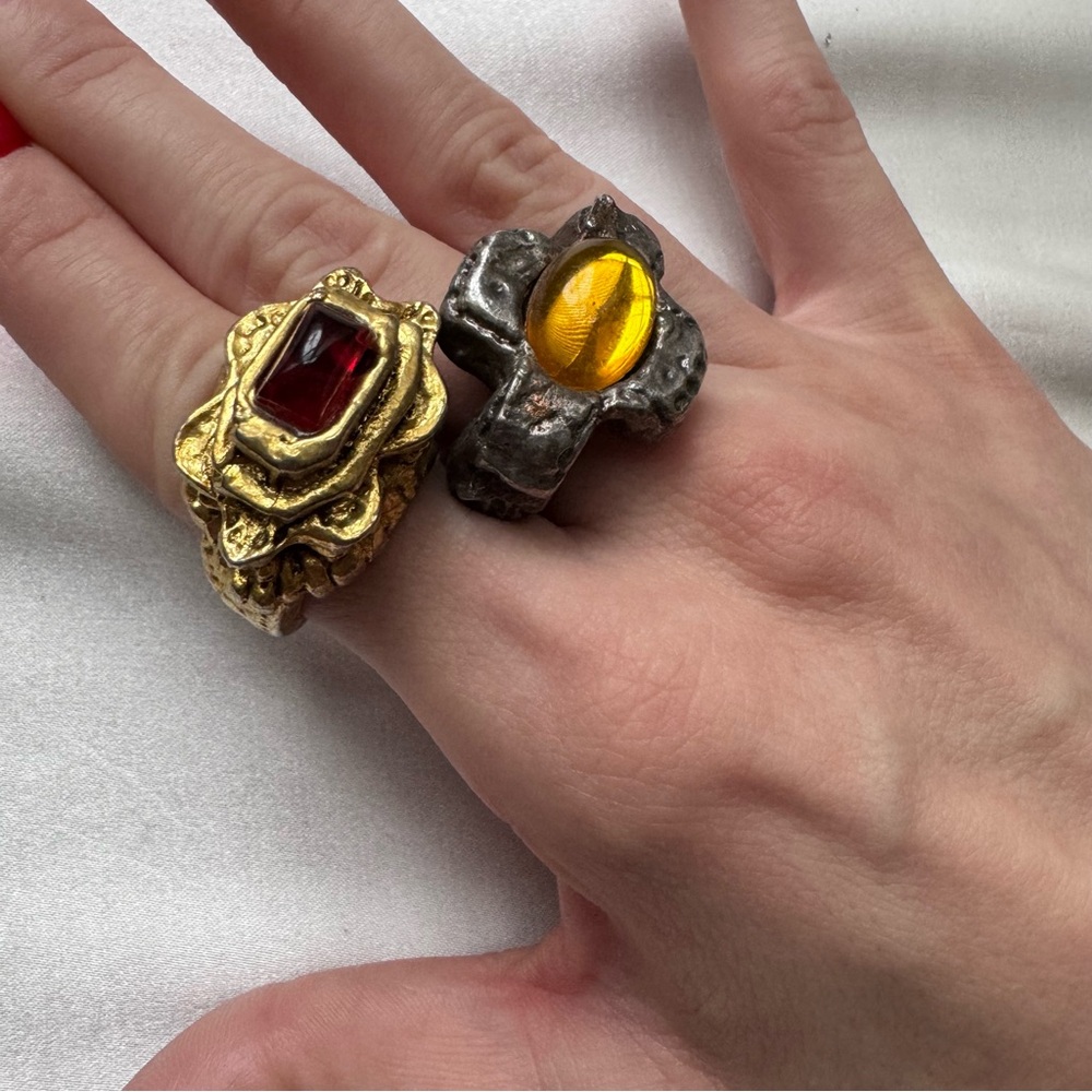 VTG • Chunky Jewel Rings - Picture 3 of 7